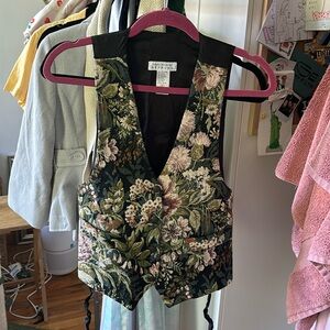 EVC Express 90s Floral Patchwork Mom Vest